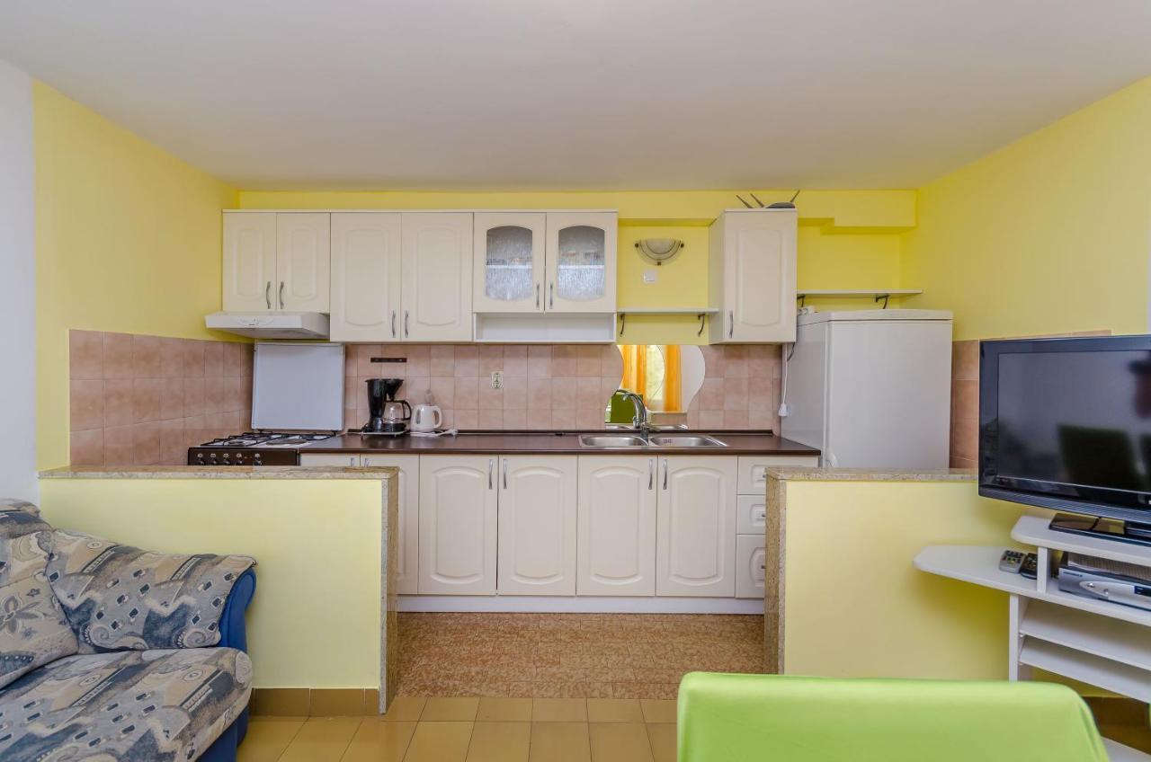 Apartments Maslina Trogir Luaran gambar