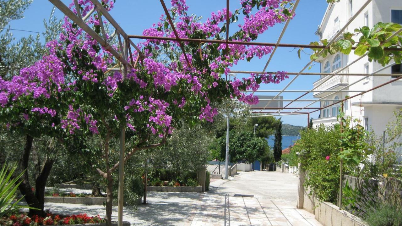 Apartments Maslina Trogir Luaran gambar