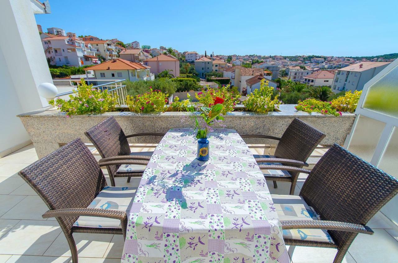 Apartments Maslina Trogir Luaran gambar