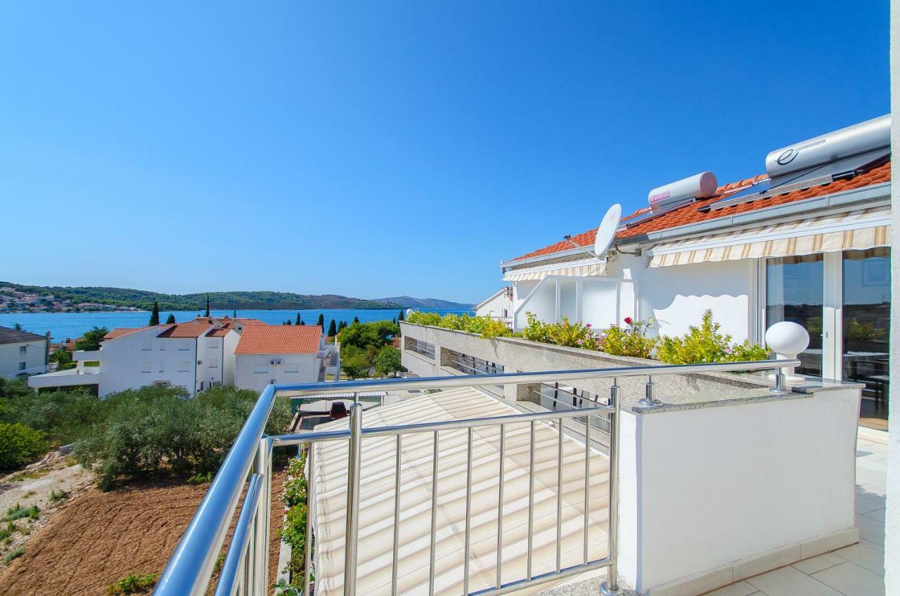 Apartments Maslina Trogir Luaran gambar